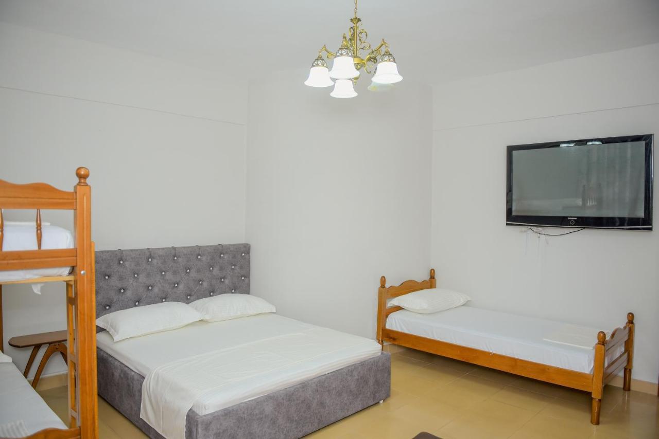 Hostel Central Shkodra Exterior foto